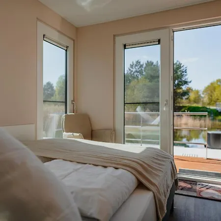 Floatinghouse Seelenbaumler - Lp13 Casa vacanze Vetschau